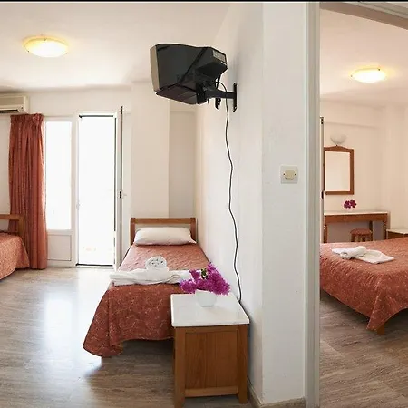 ειρήνη Ξενοδοχείο με διαμερίσματα Χερσόνησος