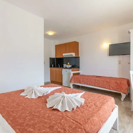 ειρήνη 4* Χερσόνησος