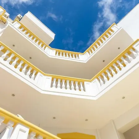 Ξενοδοχείο με διαμερίσματα ειρήνη