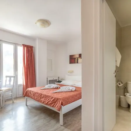 ειρήνη Ξενοδοχείο με διαμερίσματα Χερσόνησος