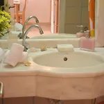 Aparthotel Irini