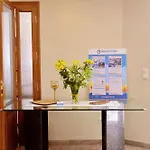 Aparthotel Irini