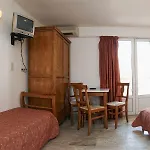 Irini Aparthotel 4*