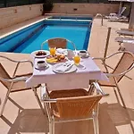 Irini Aparthotel 4*