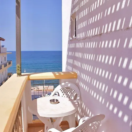 Irini 4*