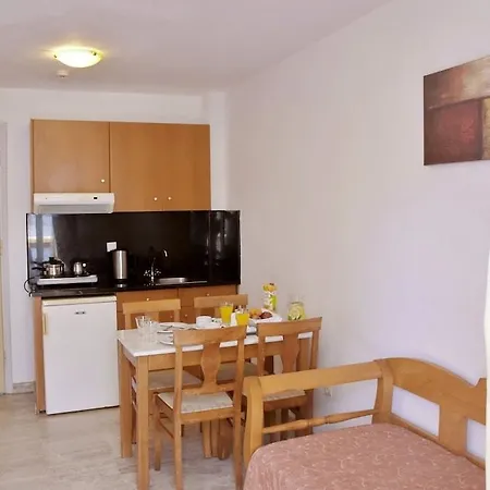 Irini 4* Hersonissos (Crete)