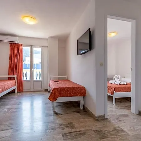 Irini 4* Hersonissos (Crete)