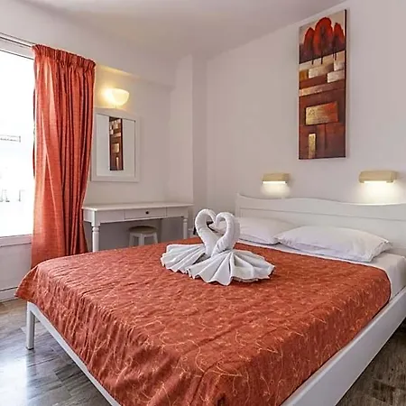 Irini Aparthotel Hersonissos (Crete)