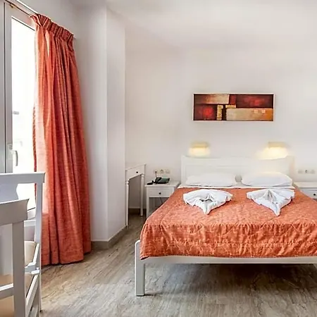 Irini Aparthotel 4*
