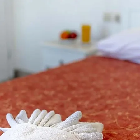 Irini Aparthotel