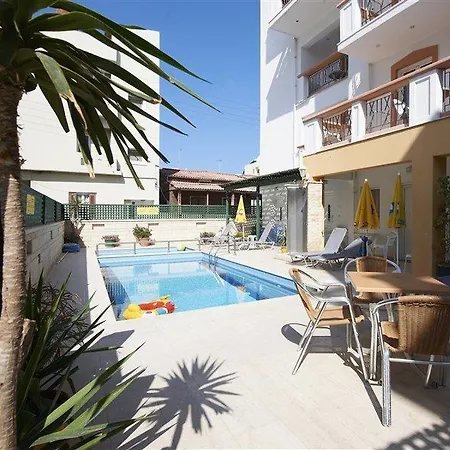 Irini 4* Hersonissos (Crete)