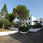 ειρήνη Ξενοδοχείο με διαμερίσματα 4*